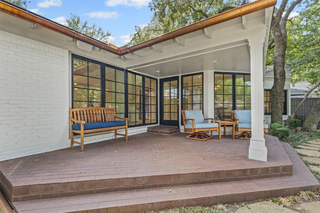 3708 Cresthaven Terrace, Fort Worth, TX 76107