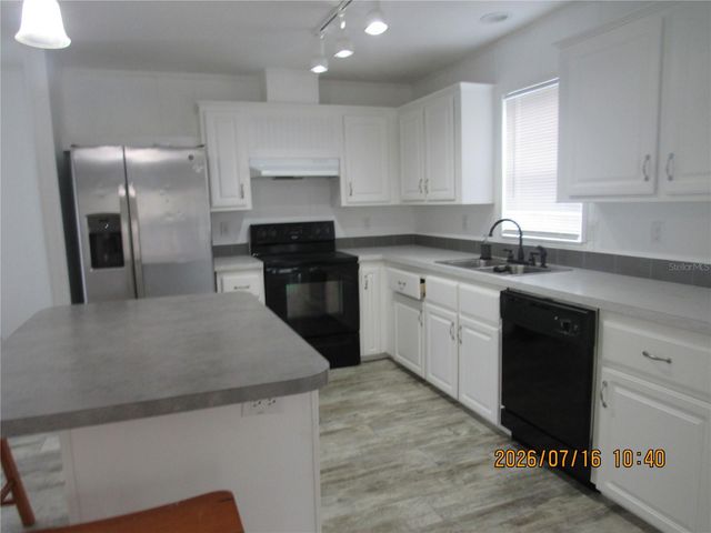 11719 LAKE DRIVE, Clermont, FL 34715