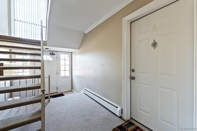 2400 Parmenter Boulevard 104, Royal Oak, MI 48073
