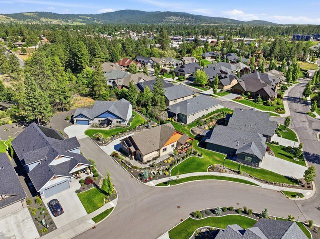 2106 E Aspen Ln, Spokane, WA 99205