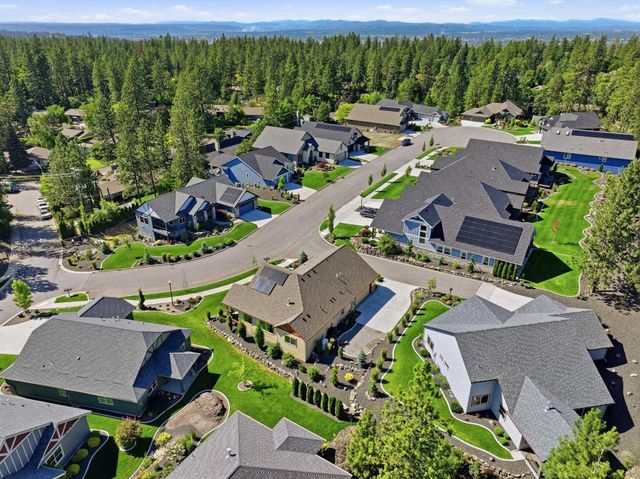 2106 E Aspen Ln, Spokane, WA 99205