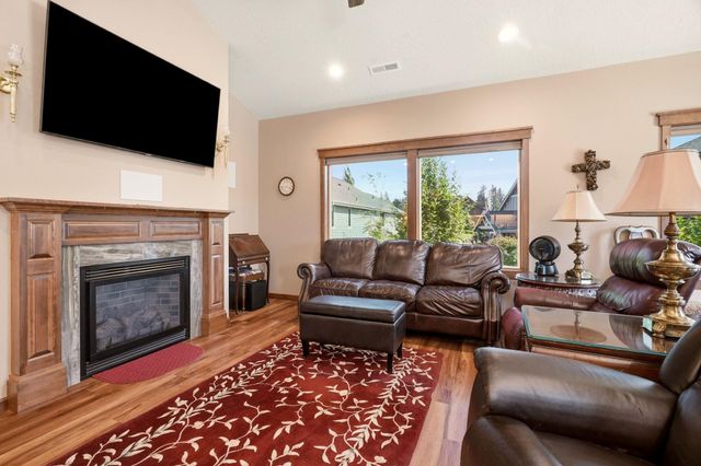 2106 E Aspen Ln, Spokane, WA 99205