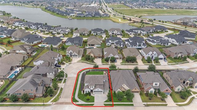 11203 Whitecap Bay Circle, Cypress, TX 77433