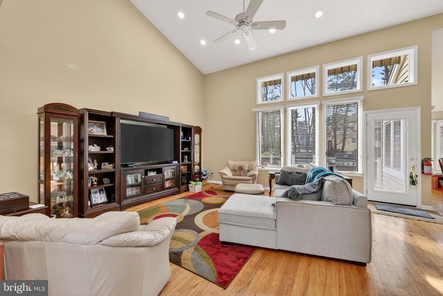 71 FORREST HILLS DR, Voorhees, NJ 08043