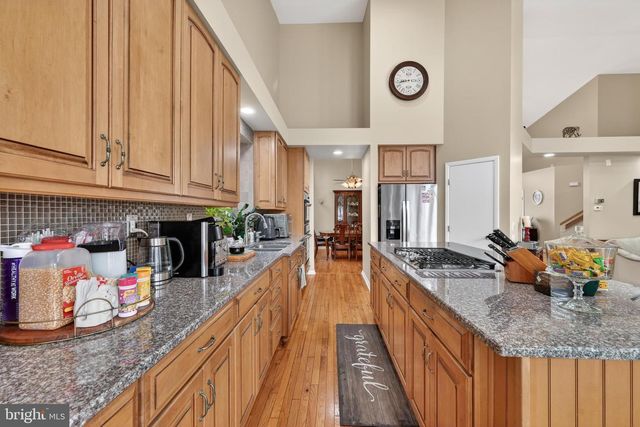 71 FORREST HILLS DR, Voorhees, NJ 08043