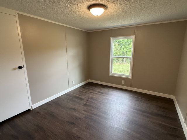 8149 McMinnville Hwy, Doyle, TN 38559