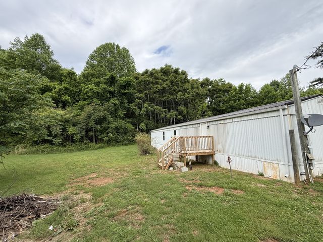 8149 McMinnville Hwy, Doyle, TN 38559
