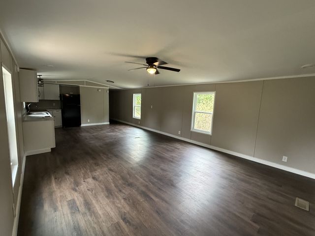 8149 McMinnville Hwy, Doyle, TN 38559