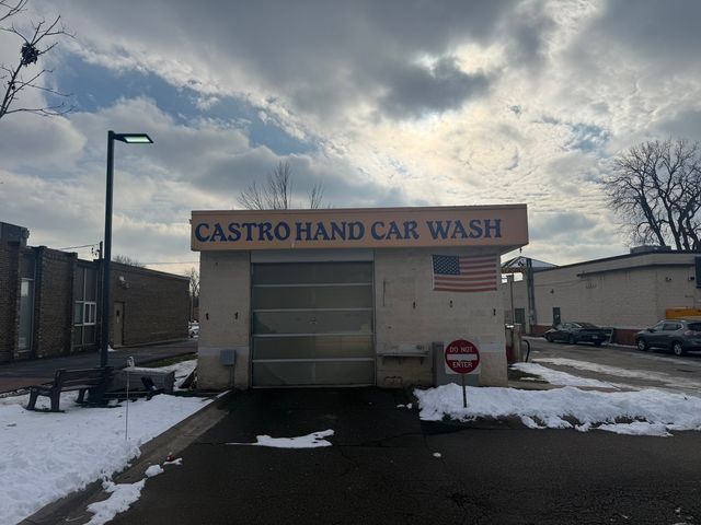 1585 Rand Road C, Des Plaines, IL 60016