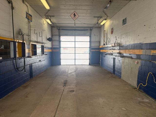 1585 Rand Road C, Des Plaines, IL 60016