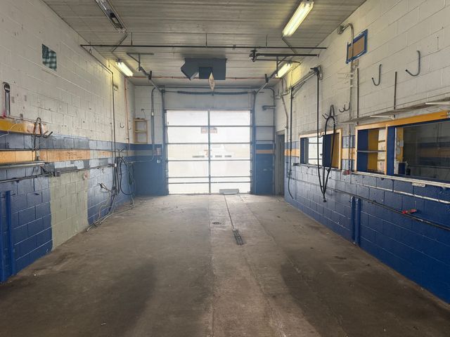 1585 Rand Road C, Des Plaines, IL 60016