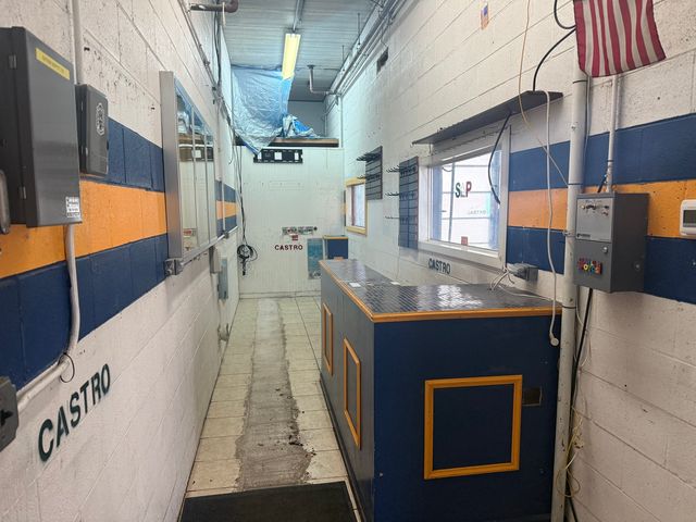 1585 Rand Road C, Des Plaines, IL 60016