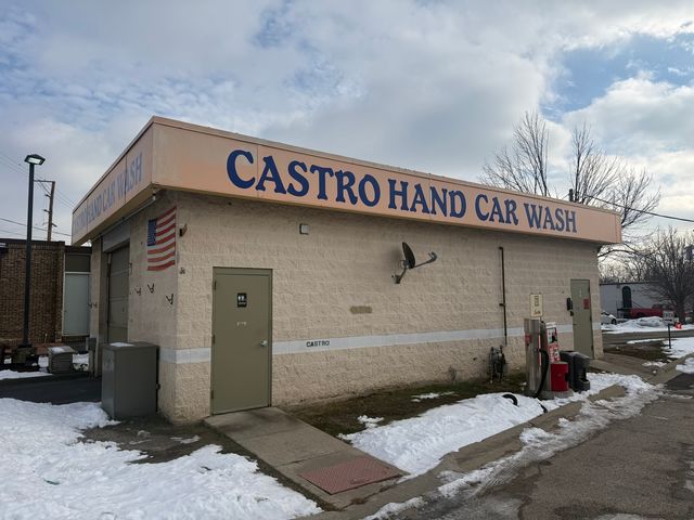 1585 Rand Road C, Des Plaines, IL 60016