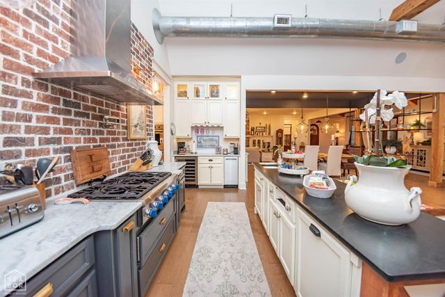 4270 Farmington Cove, Jonesboro, AR 72404