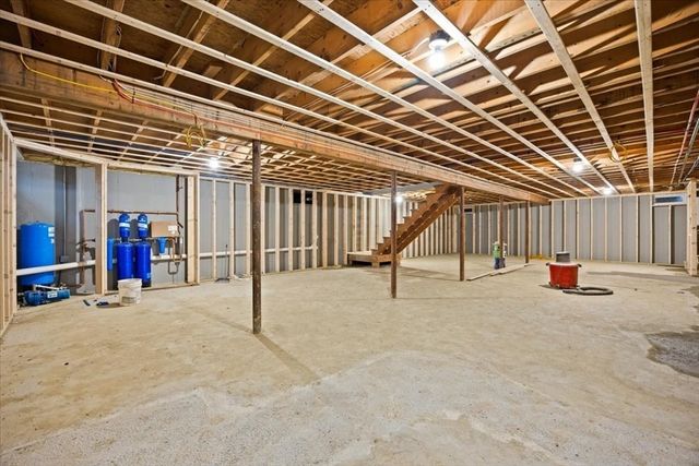 300-C Prospect Hill St, Taunton, MA 02780