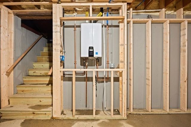 300-C Prospect Hill St, Taunton, MA 02780