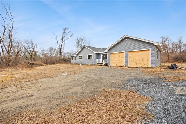 300-C Prospect Hill St, Taunton, MA 02780