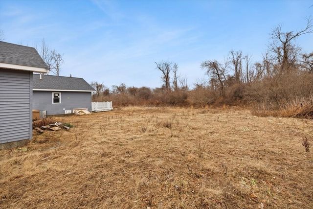 300-C Prospect Hill St, Taunton, MA 02780