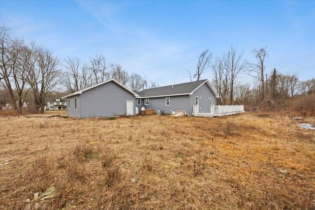 300-C Prospect Hill St, Taunton, MA 02780