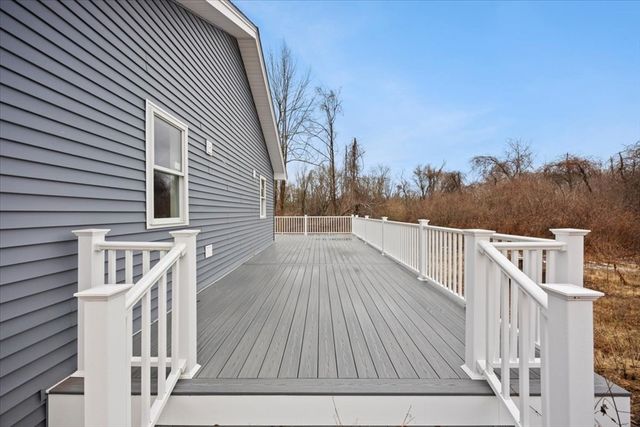 300-C Prospect Hill St, Taunton, MA 02780