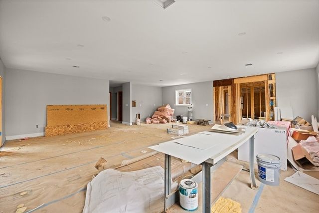 300-C Prospect Hill St, Taunton, MA 02780