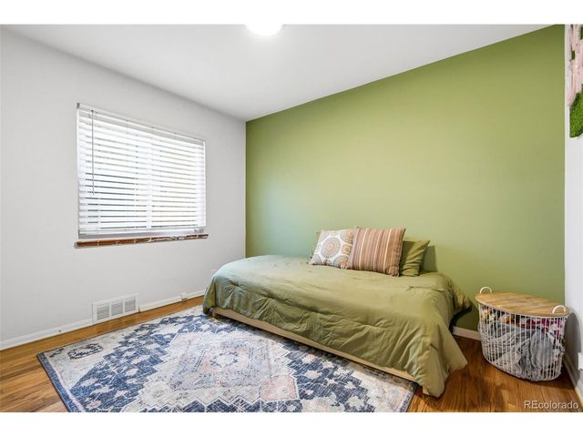 930 S Bryant St, Denver, CO 80219