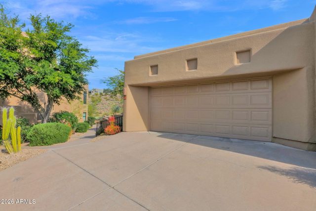 13013 N PANORAMA Drive 221, Fountain Hills, AZ 85268
