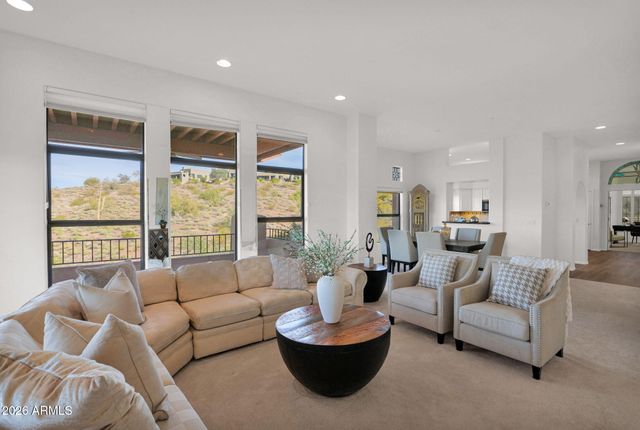 13013 N PANORAMA Drive 221, Fountain Hills, AZ 85268