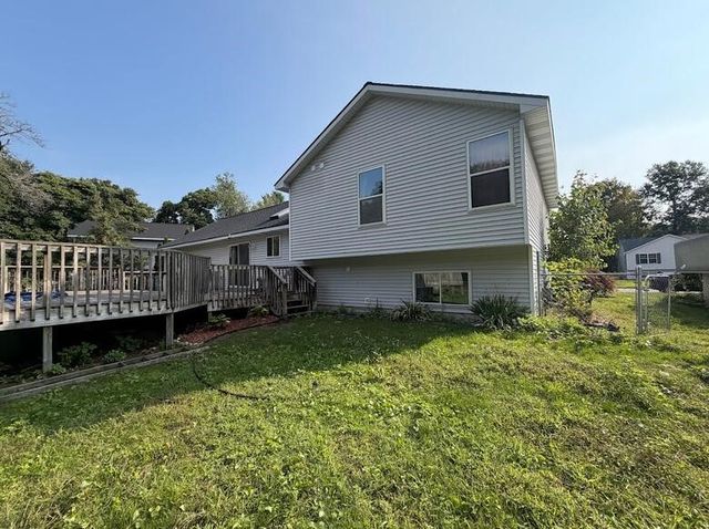 2591 W Pine Lane, Holland, MI 49424