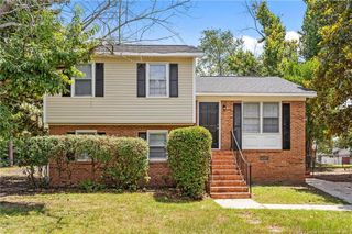 2803 Shade Tree Drive, Fayetteville, NC 28306