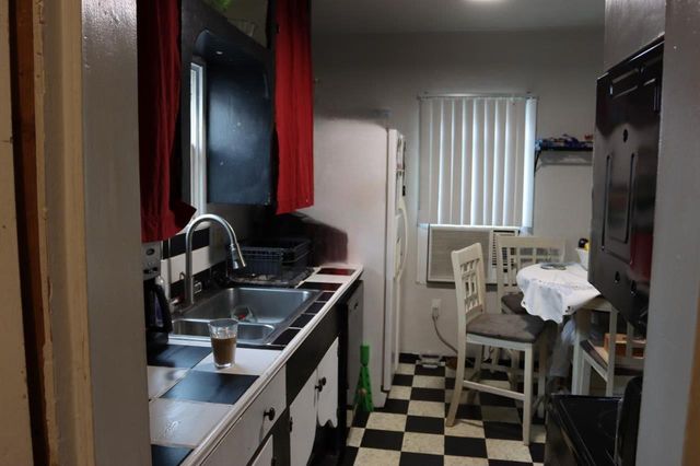 1332 Dixieanne Ave, Sacramento, CA 95815