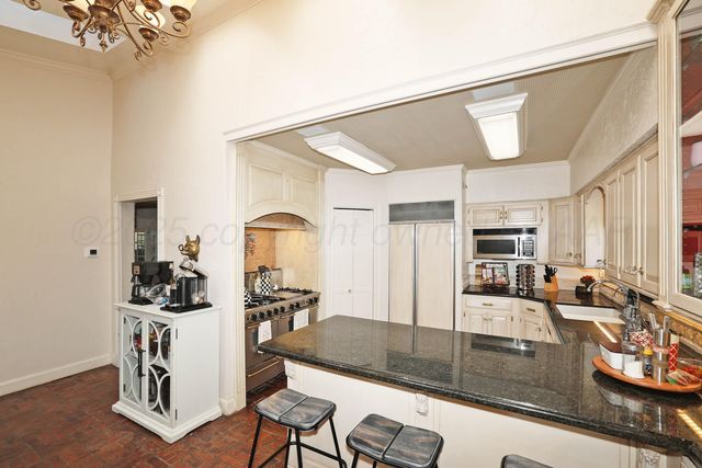 2419 S HUGHES Street, Amarillo, TX 79109