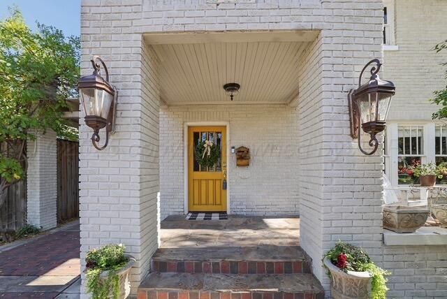 2419 S HUGHES Street, Amarillo, TX 79109