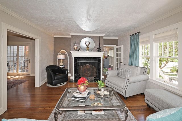 2419 S HUGHES Street, Amarillo, TX 79109