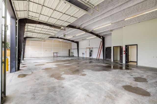 2967 Manor RD, Austin, TX 78722