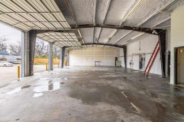 2967 Manor RD, Austin, TX 78722