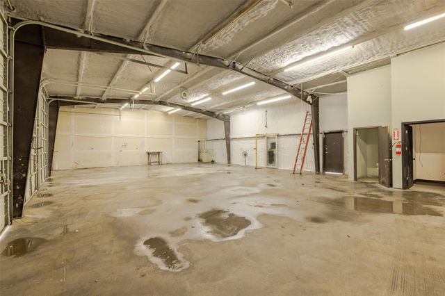 2967 Manor RD, Austin, TX 78722
