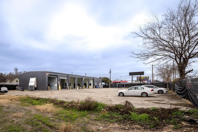 2967 Manor RD, Austin, TX 78722