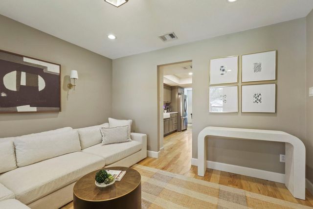 4103 Oak Creek DR, Austin, TX 78727
