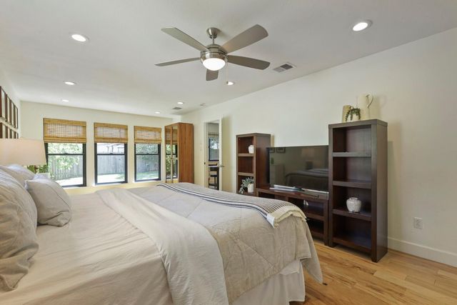 4103 Oak Creek DR, Austin, TX 78727