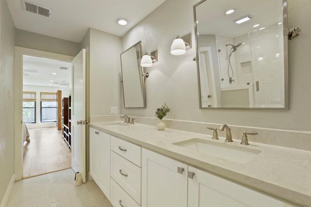 4103 Oak Creek DR, Austin, TX 78727