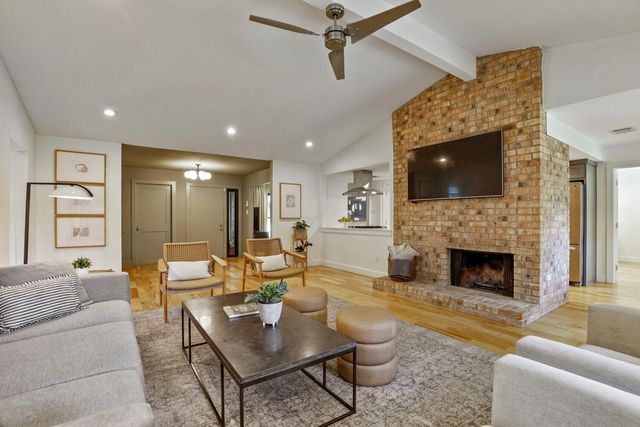 4103 Oak Creek DR, Austin, TX 78727