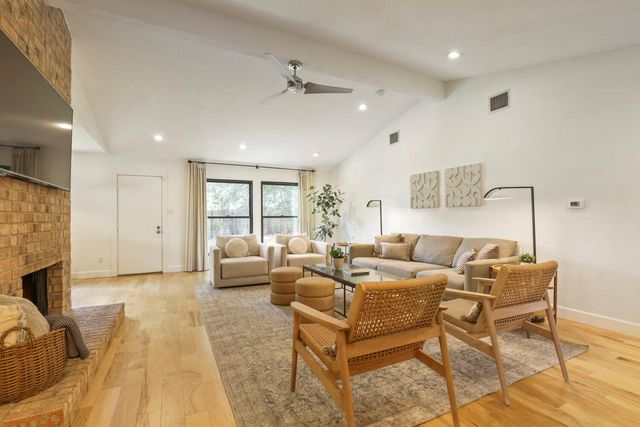 4103 Oak Creek DR, Austin, TX 78727