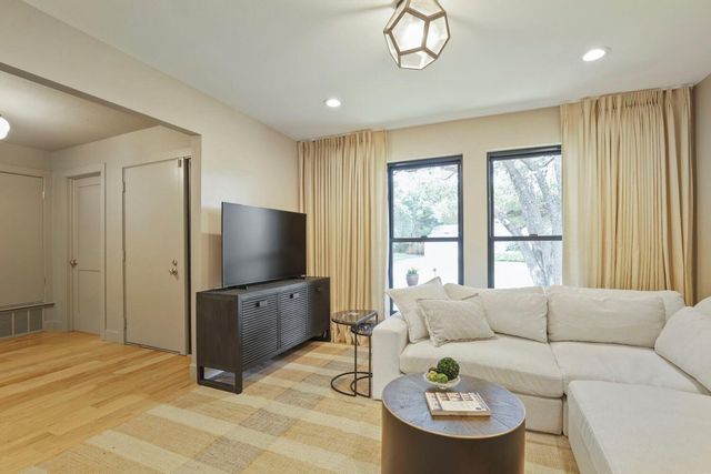 4103 Oak Creek DR, Austin, TX 78727