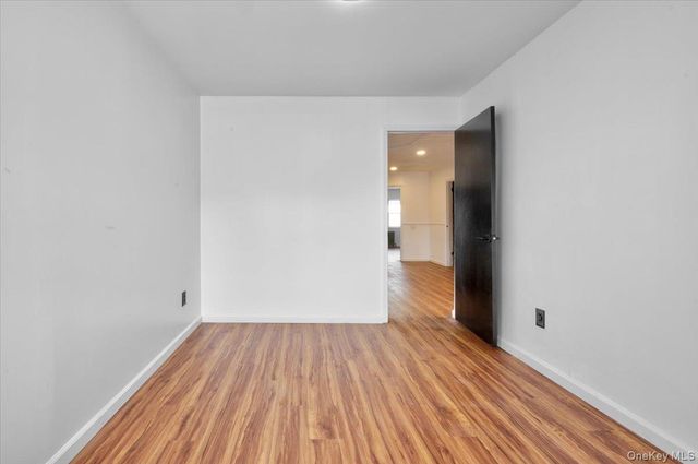 3523 Laconia Avenue, Bronx, NY 10469