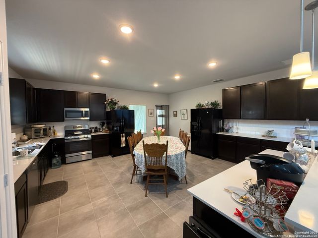 8967 Hazel Birch, Elmendorf, TX 78112