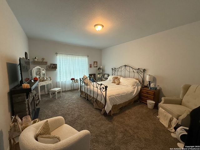 8967 Hazel Birch, Elmendorf, TX 78112
