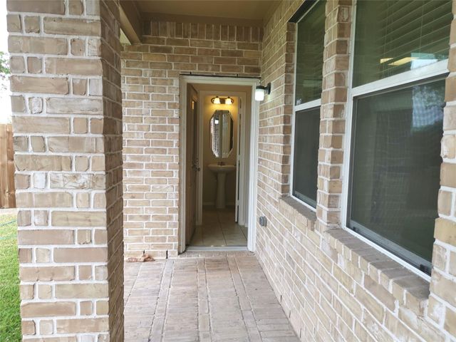 2302 Waterford Park Street, Missouri City, TX 77459