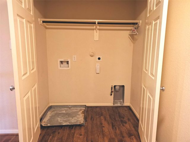 2302 Waterford Park Street, Missouri City, TX 77459