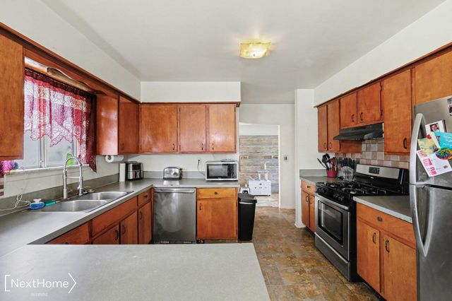 1690 Mcalpine Drive, Mount Morris, MI 48458
